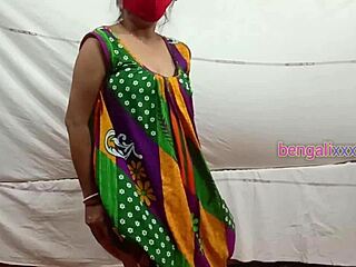 Homemade video of Indian girl showcasing her hairy pussy and big boobs