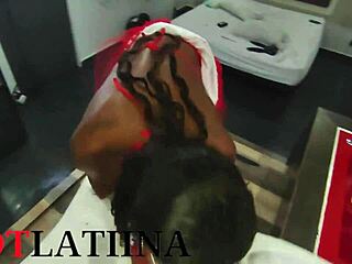 큰 엉덩이 라틴 여성이 집에서 섹스하는 집에서 만든 비디오